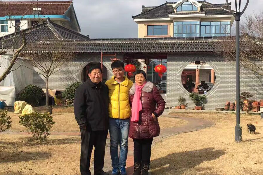 合影.jpg